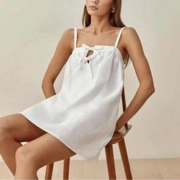 Reformation Winifred White Linen Mini Dress with Bow Detail Size: 10 - Picture 2 of 10